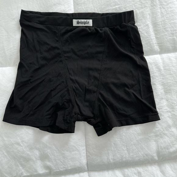 adika SIMPLE fitted black boxer short - Picture 2 of 6